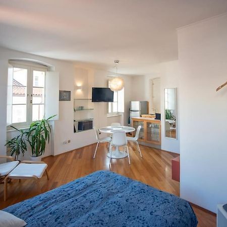 Torretta10 - Studio Apartment Trieste Exteriör bild